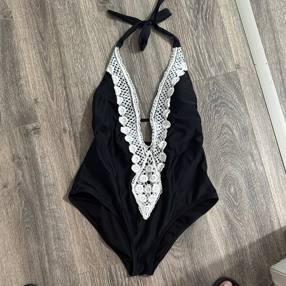 Kona Sol Black One Piece Swimsuit